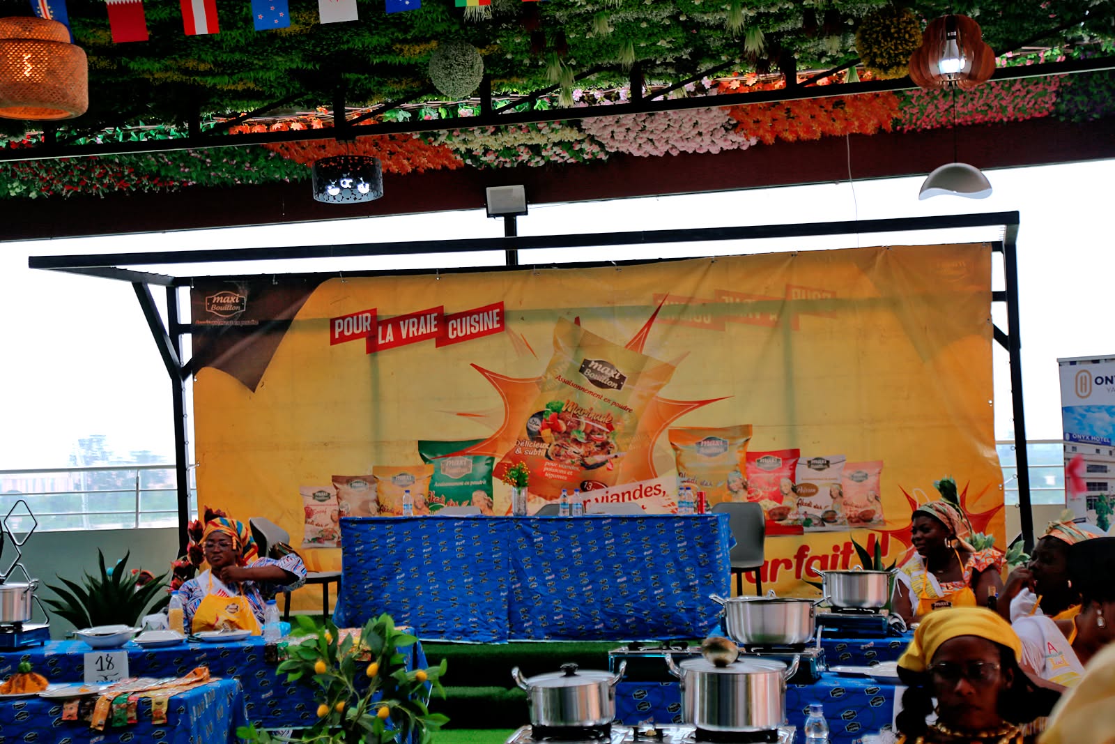 Espace du concours culinaire Maxi Bouillon à Awoulaba Côte d’Ivoire
